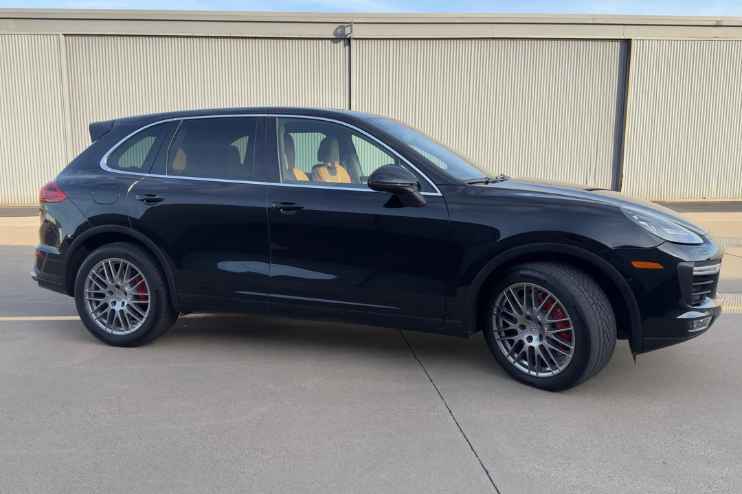 2016 Porsche 958 Cayenne Turbo - Image 3 of 31