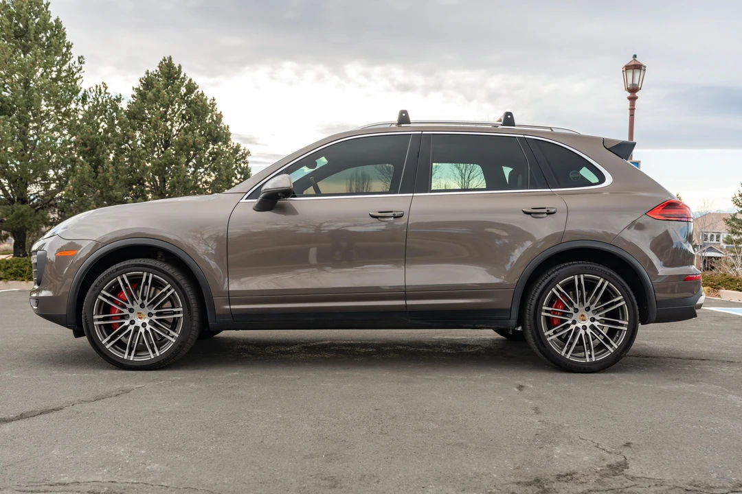 2016 Porsche 958 Cayenne Turbo - Image 6 of 31
