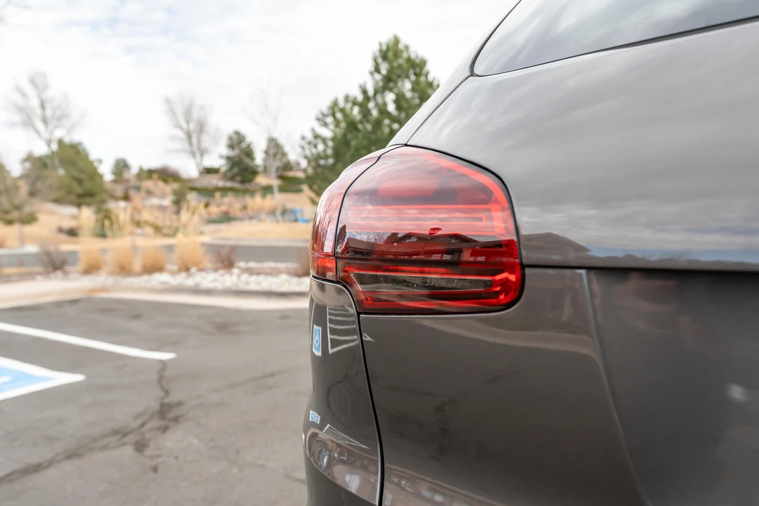 2016 Porsche 958 Cayenne Turbo - Image 28 of 31