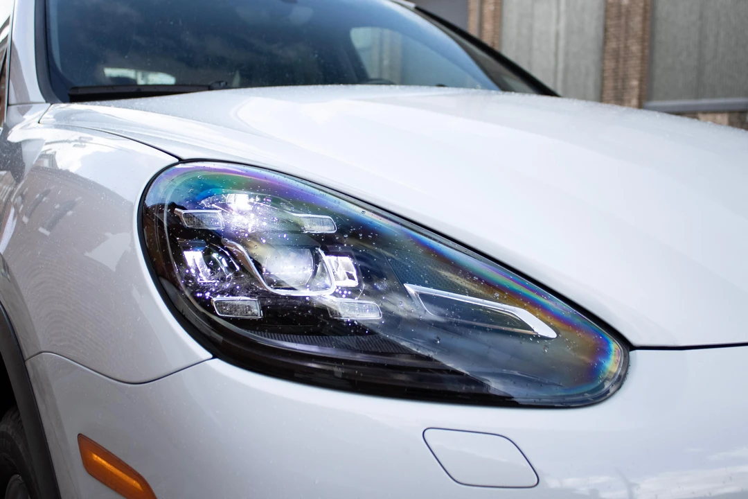 2016 Porsche 958 Cayenne Turbo - Image 18 of 31
