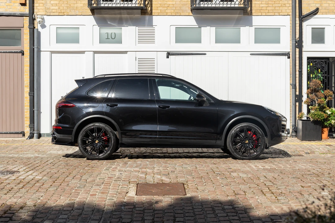 2016 Porsche 958 Cayenne Turbo - Image 4 of 31