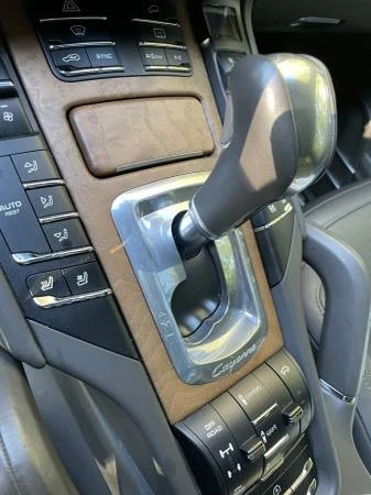 2016 Porsche 958 Cayenne Turbo - Image 13 of 16