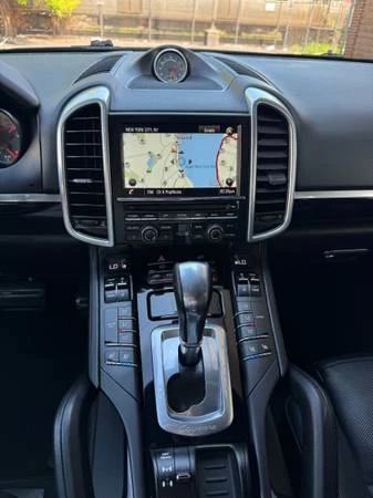 2016 Porsche 958 Cayenne - Image 14 of 20