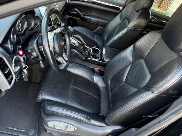2016 Porsche 958 Cayenne - Image 11 of 20