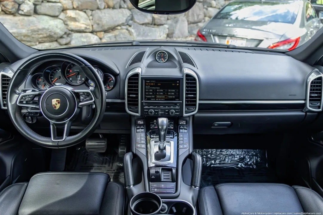 2016 Porsche 958 Cayenne - Image 27 of 31
