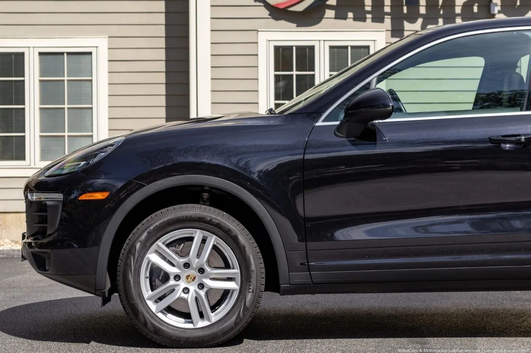 2016 Porsche 958 Cayenne - Image 13 of 31
