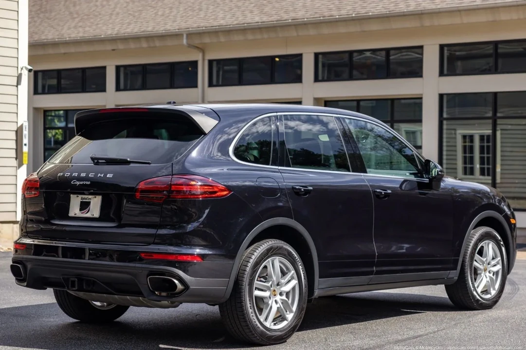 2016 Porsche 958 Cayenne - Image 9 of 21