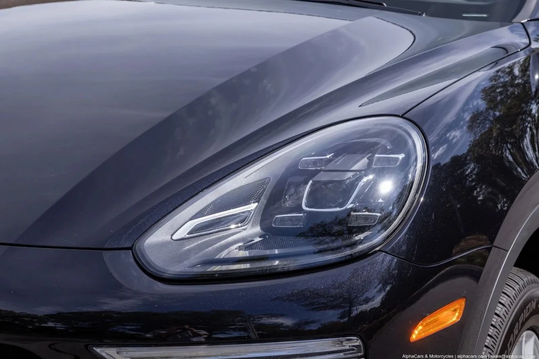 2016 Porsche 958 Cayenne - Image 24 of 31