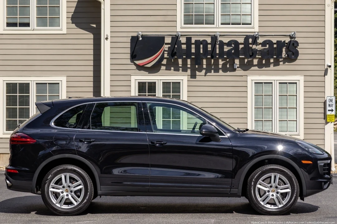 2016 Porsche 958 Cayenne - Image 5 of 21