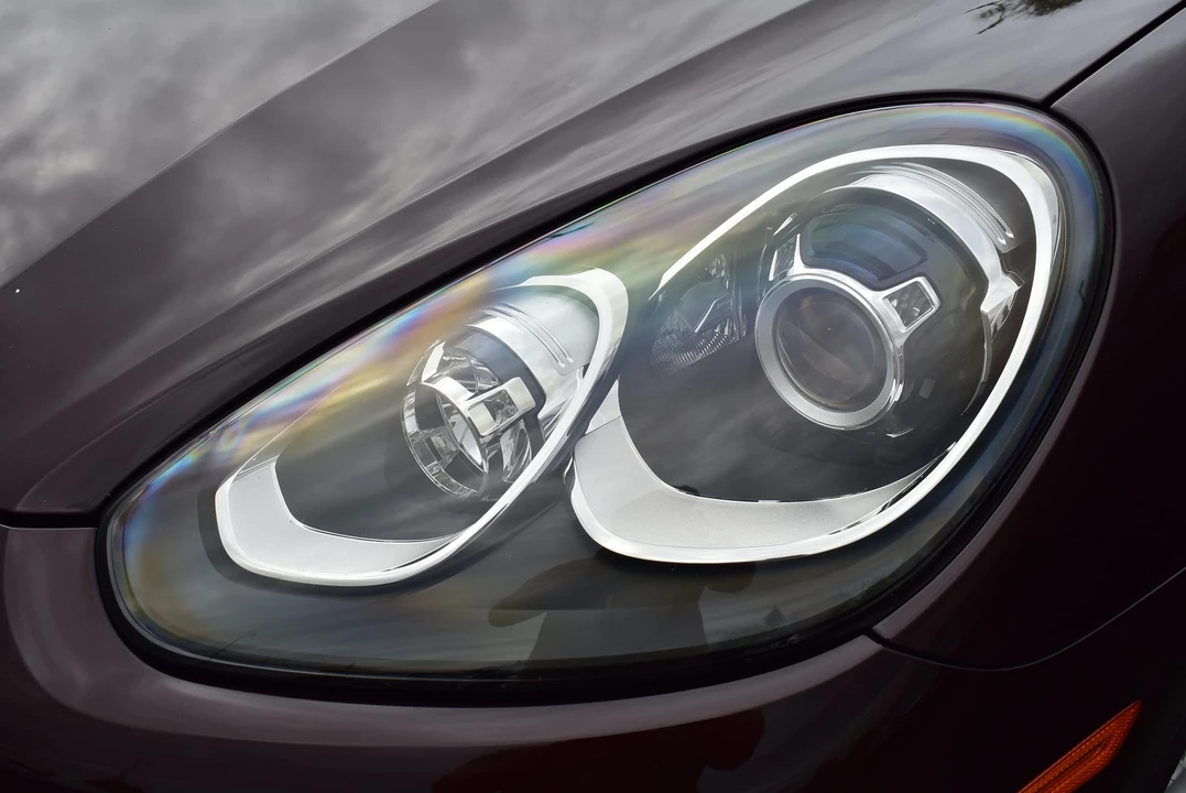 2016 Porsche 958 Cayenne Diesel - Image 30 of 31