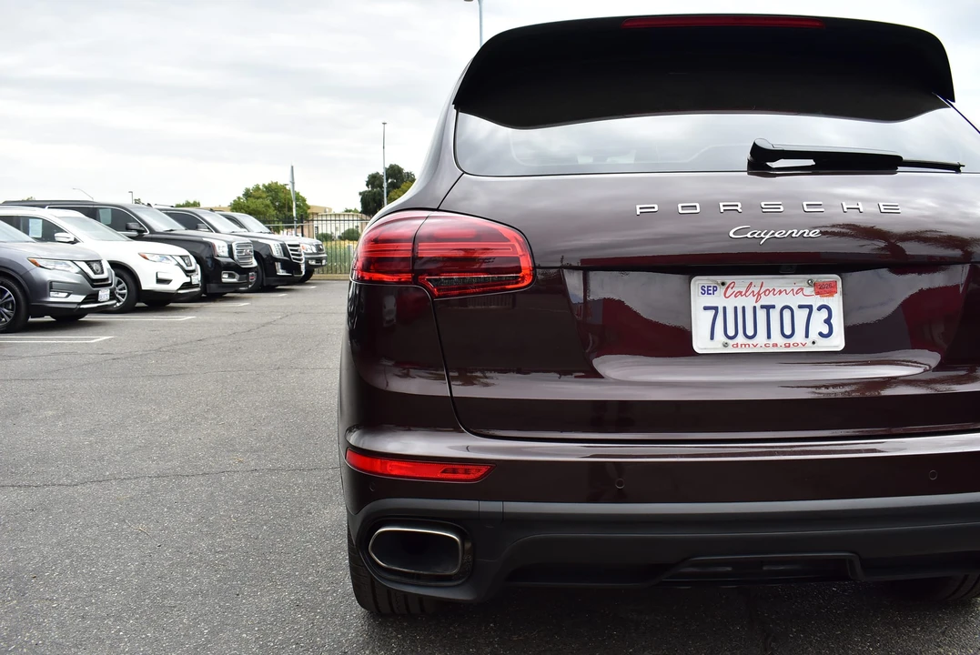 2016 Porsche 958 Cayenne Diesel - Image 27 of 31