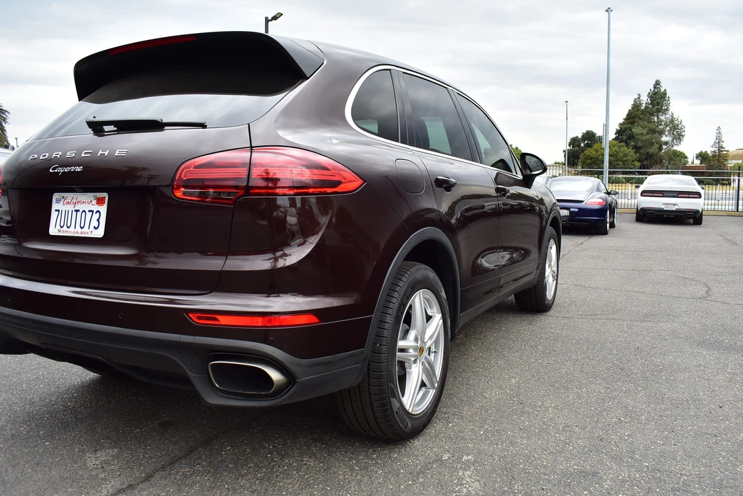 2016 Porsche 958 Cayenne Diesel - Image 26 of 31