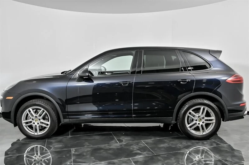 2016 Porsche 958 Cayenne - Image 7 of 12