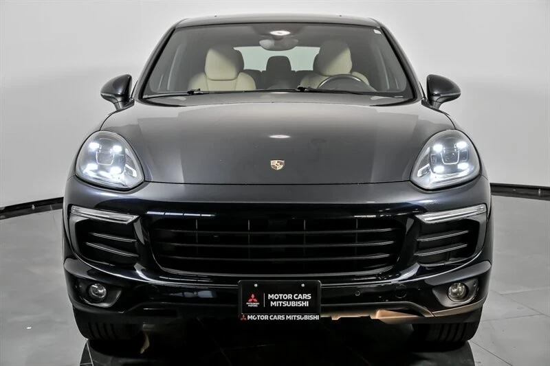 2016 Porsche 958 Cayenne - Image 4 of 12