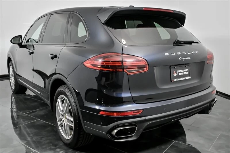 2016 Porsche 958 Cayenne - Image 9 of 12