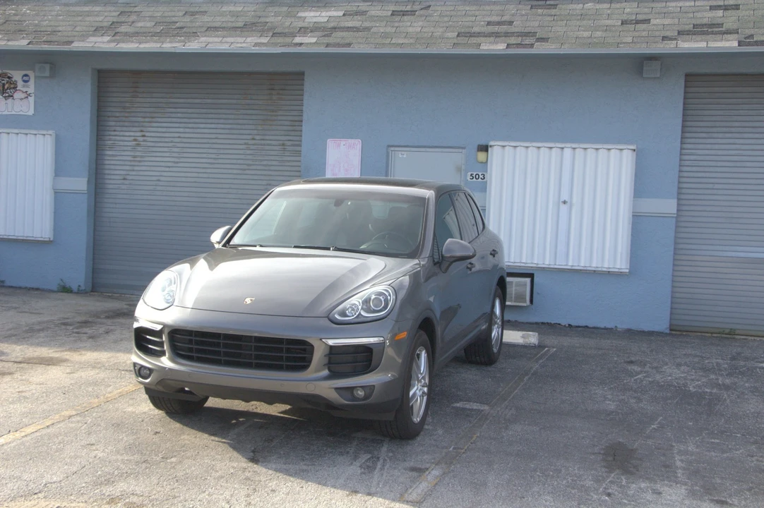 2016 Porsche 958 Cayenne - Image 3 of 30