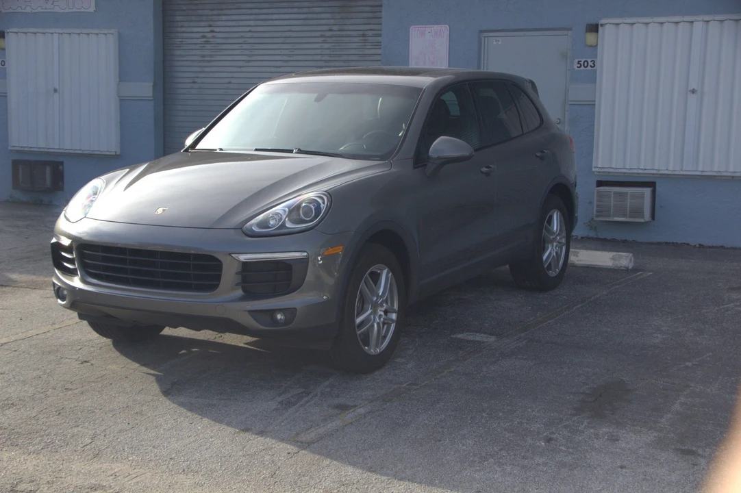 2016 Porsche 958 Cayenne - Image 6 of 30
