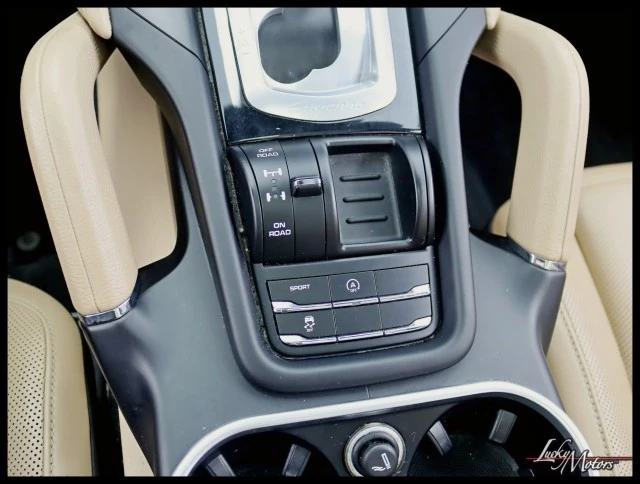 2016 Porsche 958 Cayenne - Image 20 of 31