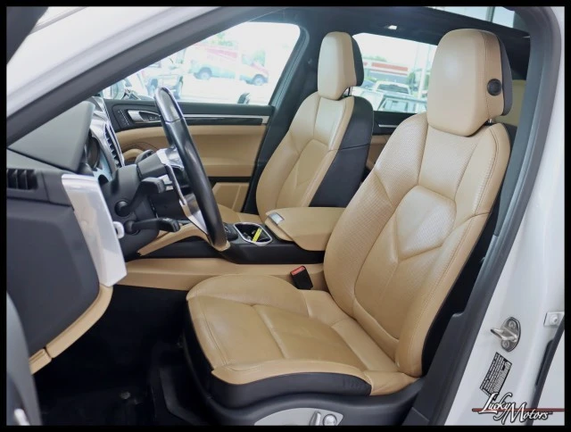 2016 Porsche 958 Cayenne - Image 22 of 31