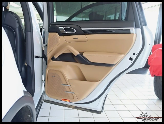 2016 Porsche 958 Cayenne - Image 31 of 31