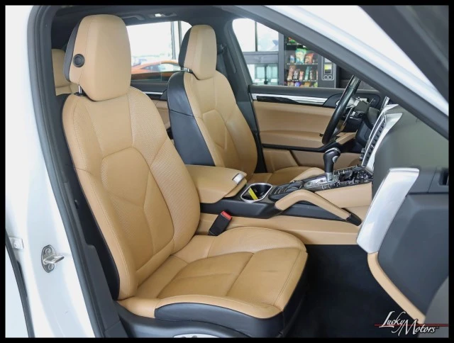 2016 Porsche 958 Cayenne - Image 23 of 31