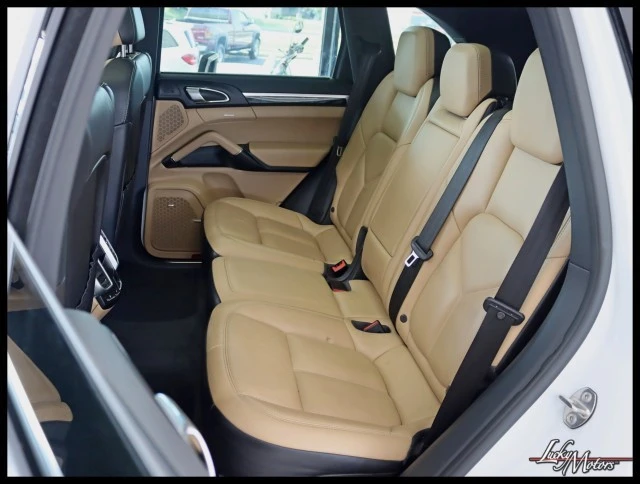 2016 Porsche 958 Cayenne - Image 24 of 31