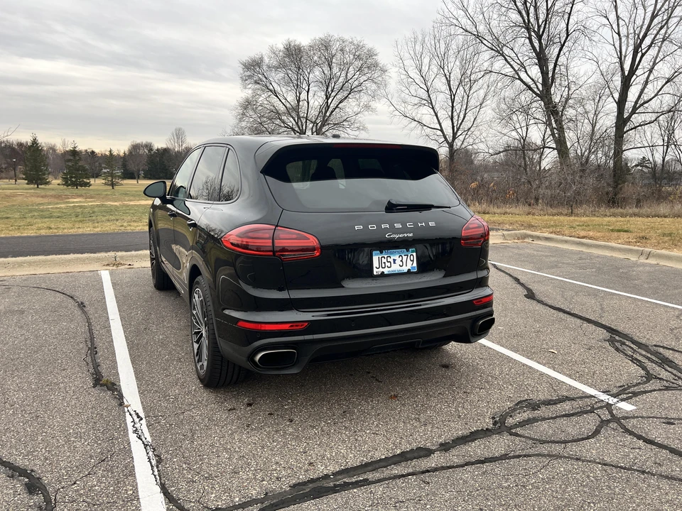 2016 Porsche 958 Cayenne - Image 11 of 31