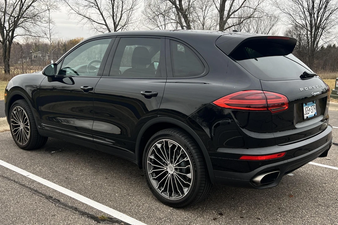 2016 Porsche 958 Cayenne - Image 4 of 31