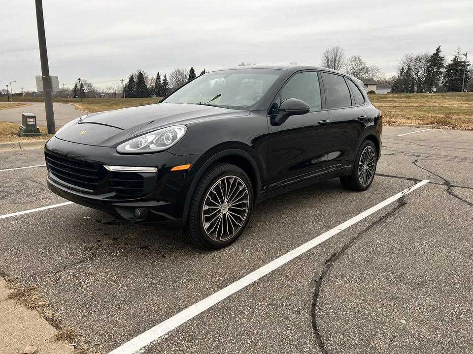 2016 Porsche 958 Cayenne - Image 8 of 31