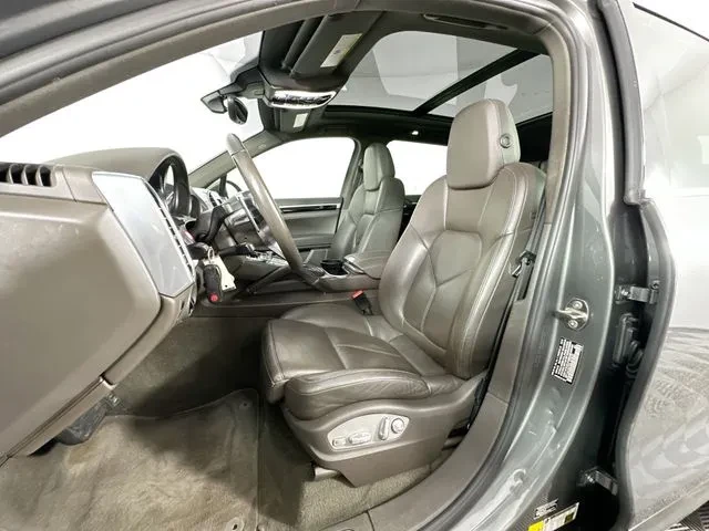 2016 Porsche 958 Cayenne - Image 5 of 31