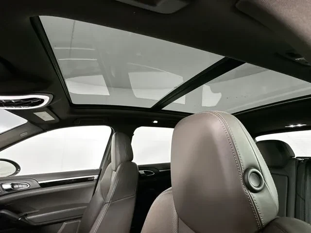 2016 Porsche 958 Cayenne - Image 19 of 31