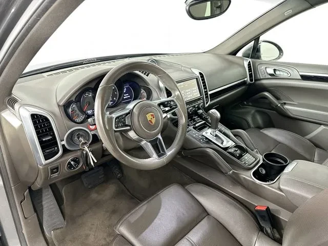 2016 Porsche 958 Cayenne - Image 20 of 31