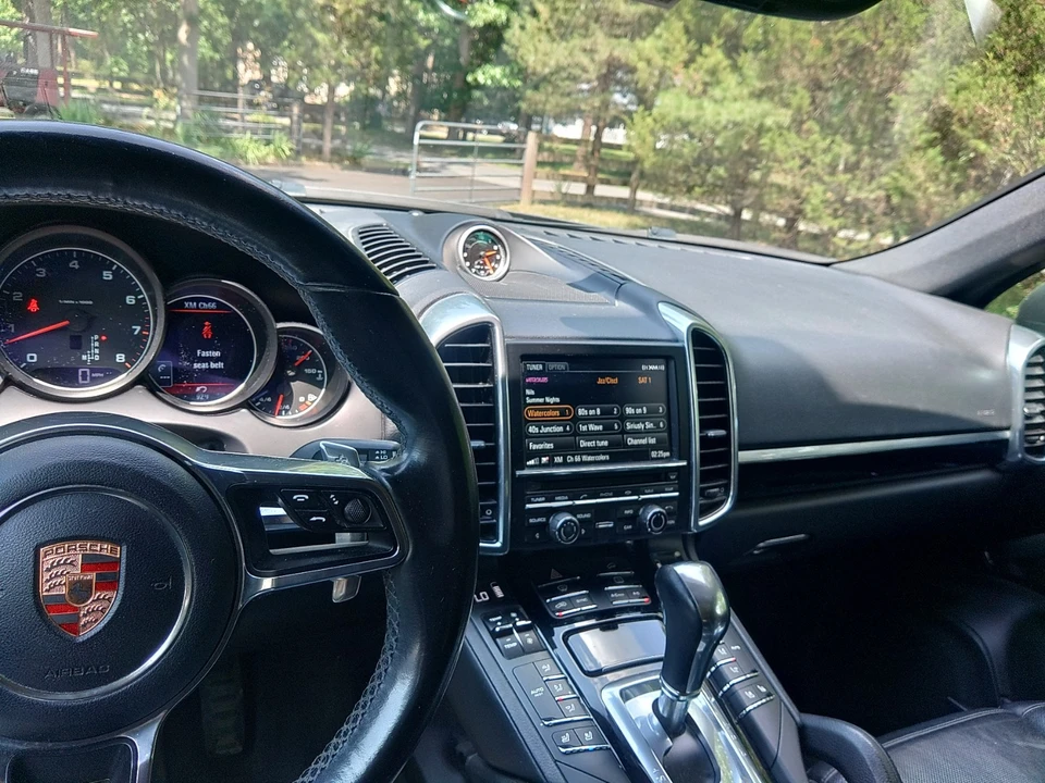 2016 Porsche 958 Cayenne - Image 14 of 24