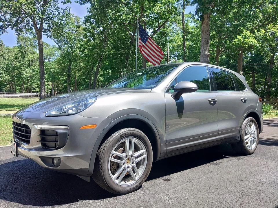 2016 Porsche 958 Cayenne - Image 8 of 24