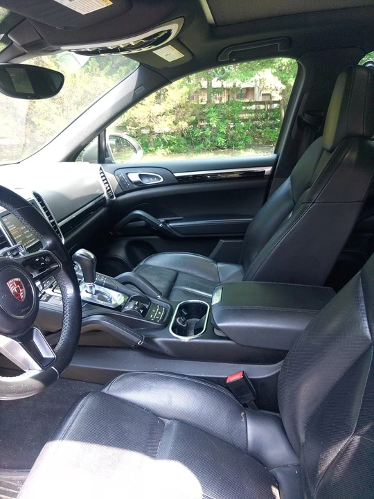 2016 Porsche 958 Cayenne - Image 15 of 24