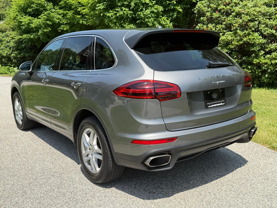 2016 Porsche 958 Cayenne - Image 15 of 31