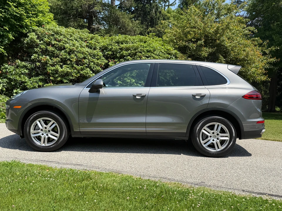 2016 Porsche 958 Cayenne - Image 14 of 31