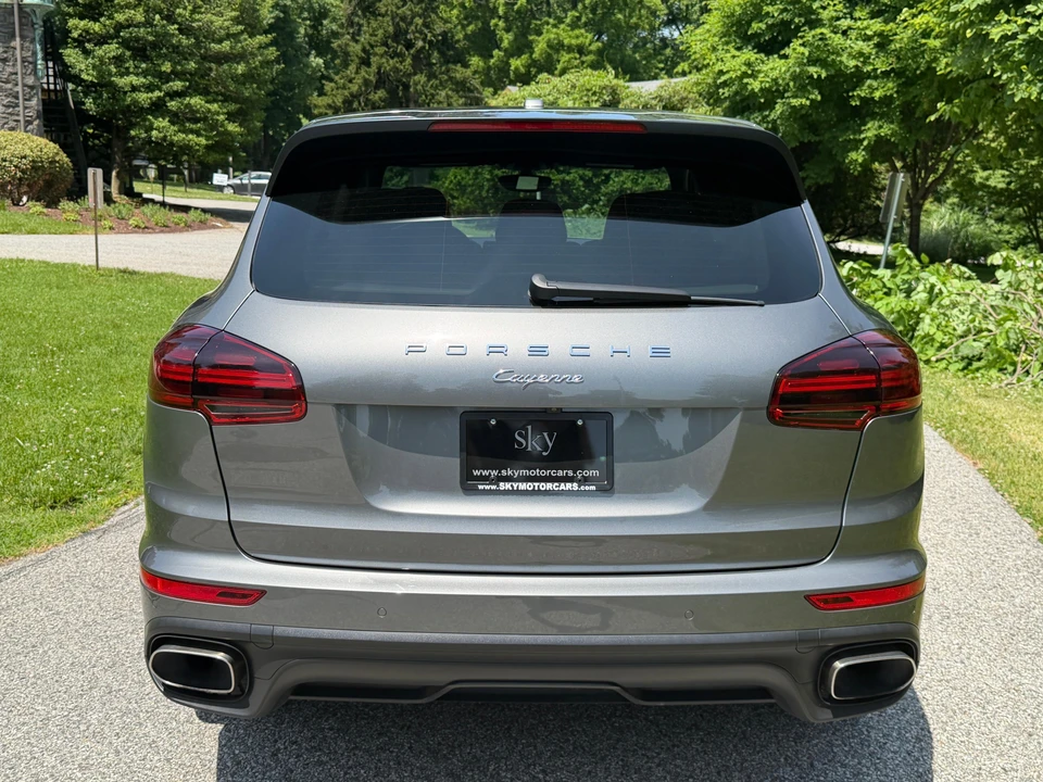 2016 Porsche 958 Cayenne - Image 16 of 31