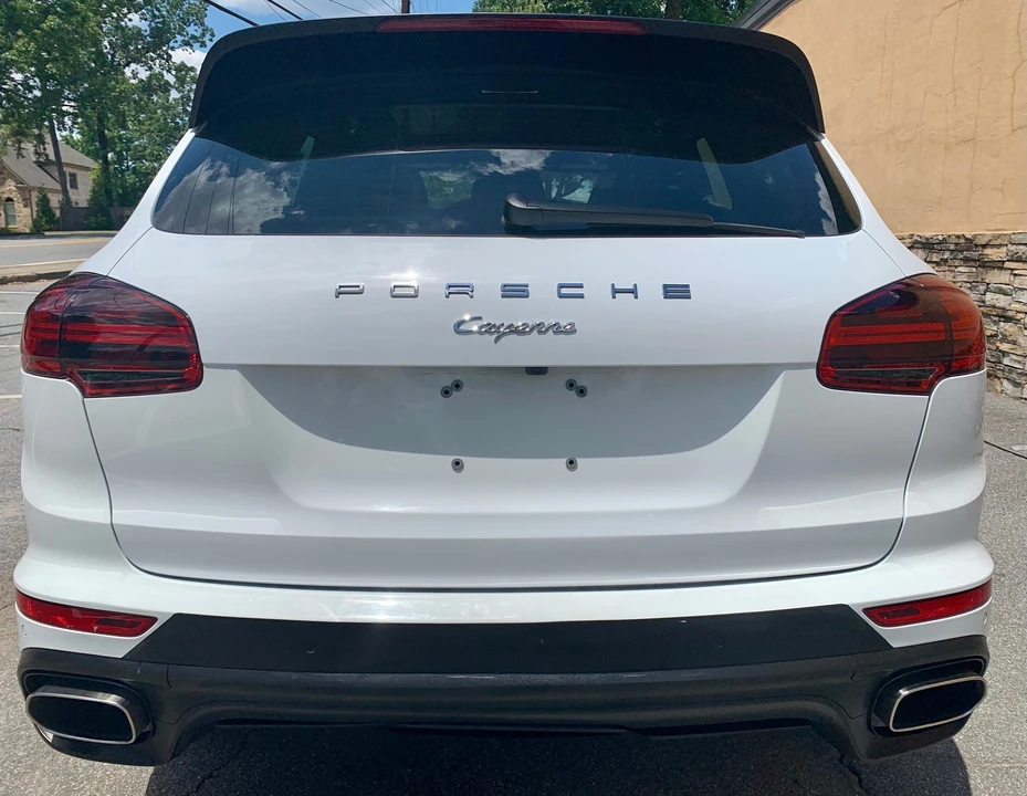 2016 Porsche 958 Cayenne - Image 3 of 11