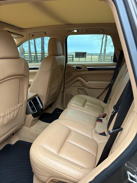 2016 Porsche 958 Cayenne - Image 17 of 21