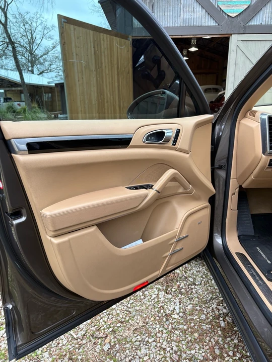 2016 Porsche 958 Cayenne - Image 18 of 21