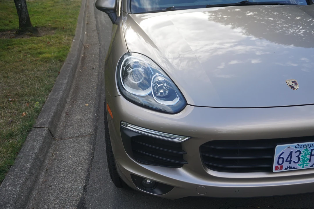 2016 Porsche 958 Cayenne - Image 12 of 31