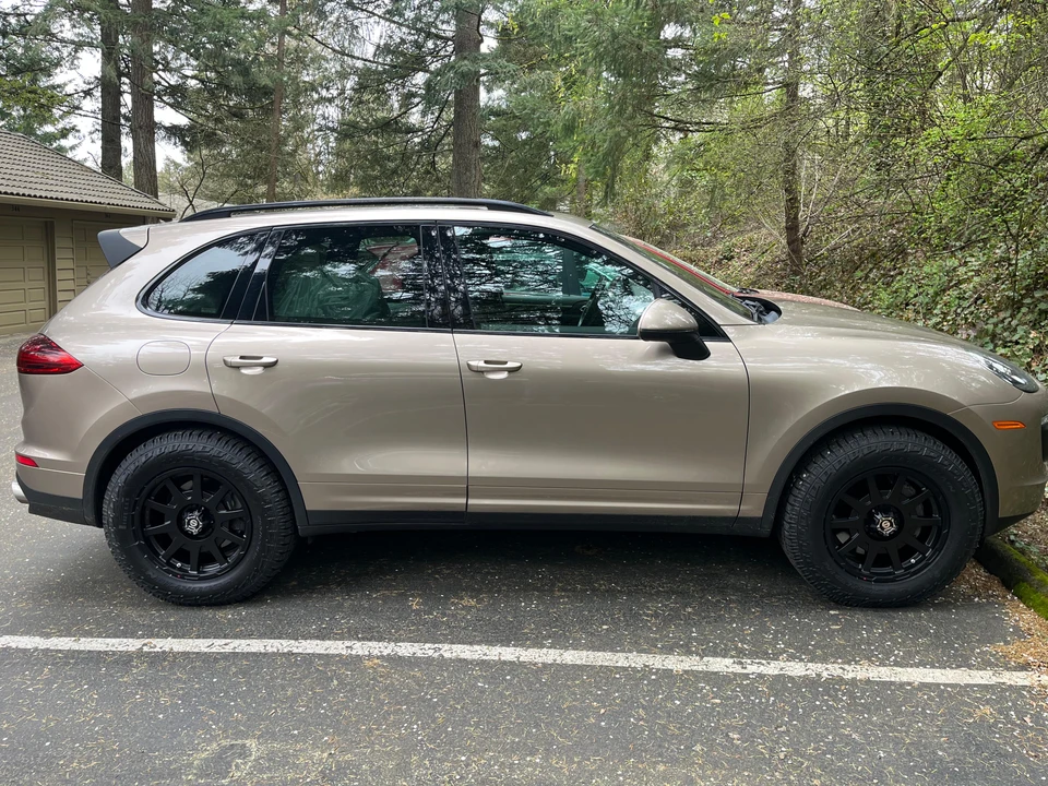 2016 Porsche 958 Cayenne - Image 9 of 31