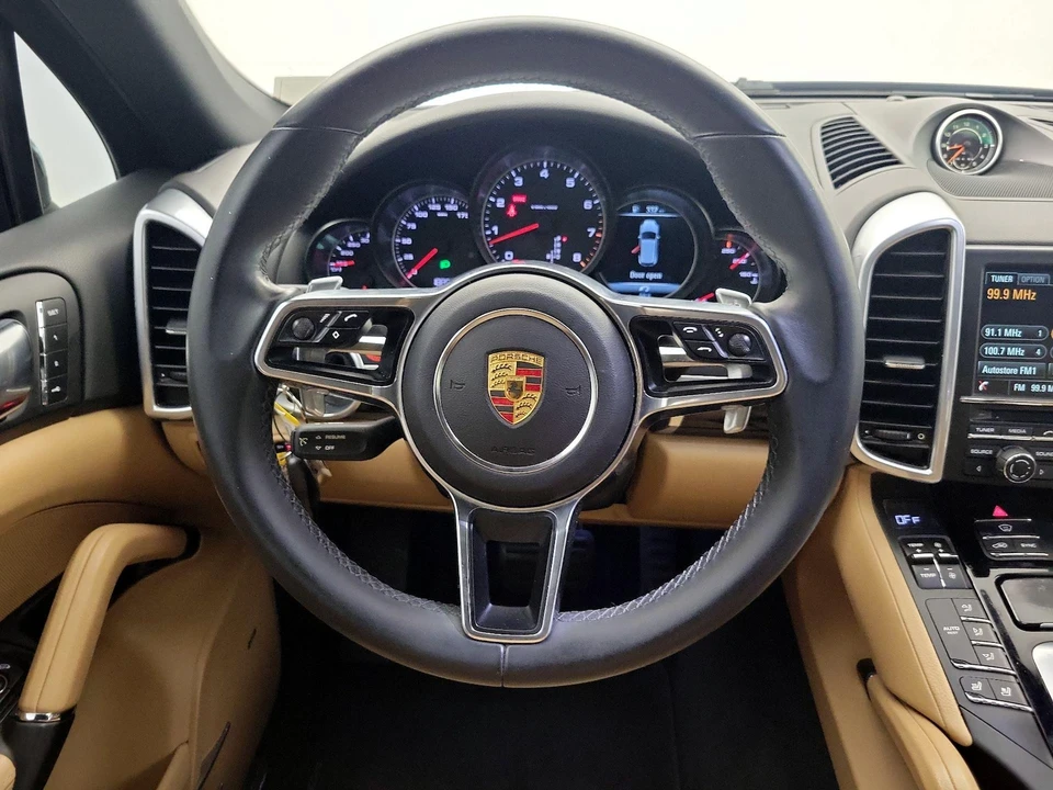2016 Porsche 958 Cayenne - Image 11 of 26