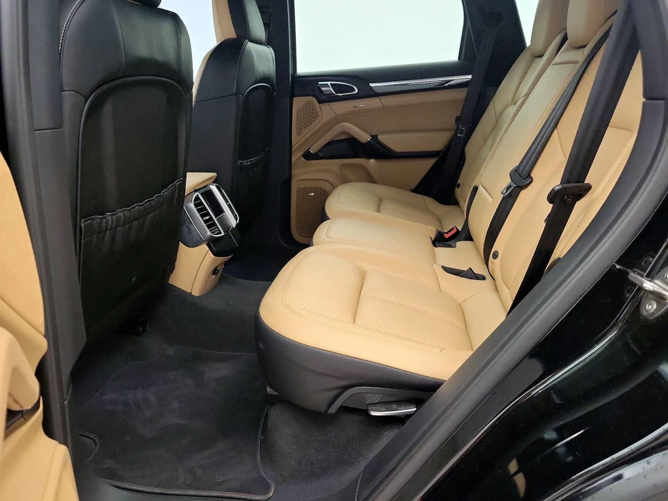 2016 Porsche 958 Cayenne - Image 20 of 26