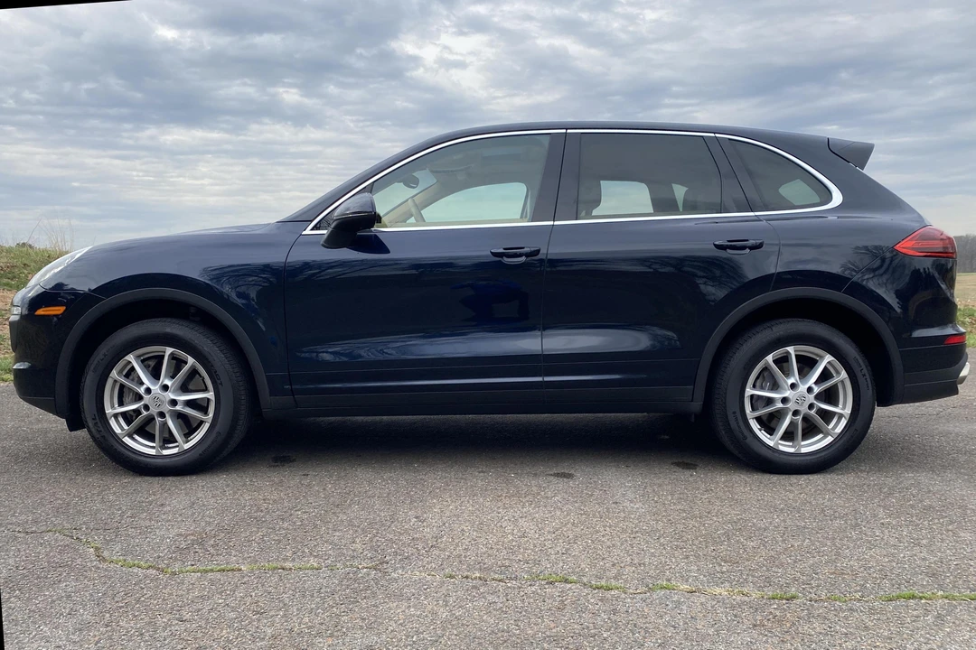 2016 Porsche 958 Cayenne - Image 12 of 31