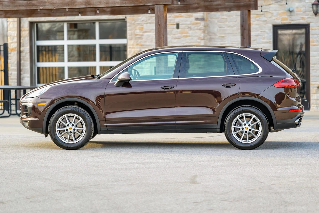 2016 Porsche 958 Cayenne - Image 5 of 31