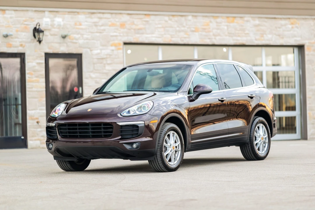 2016 Porsche 958 Cayenne - Image 3 of 31
