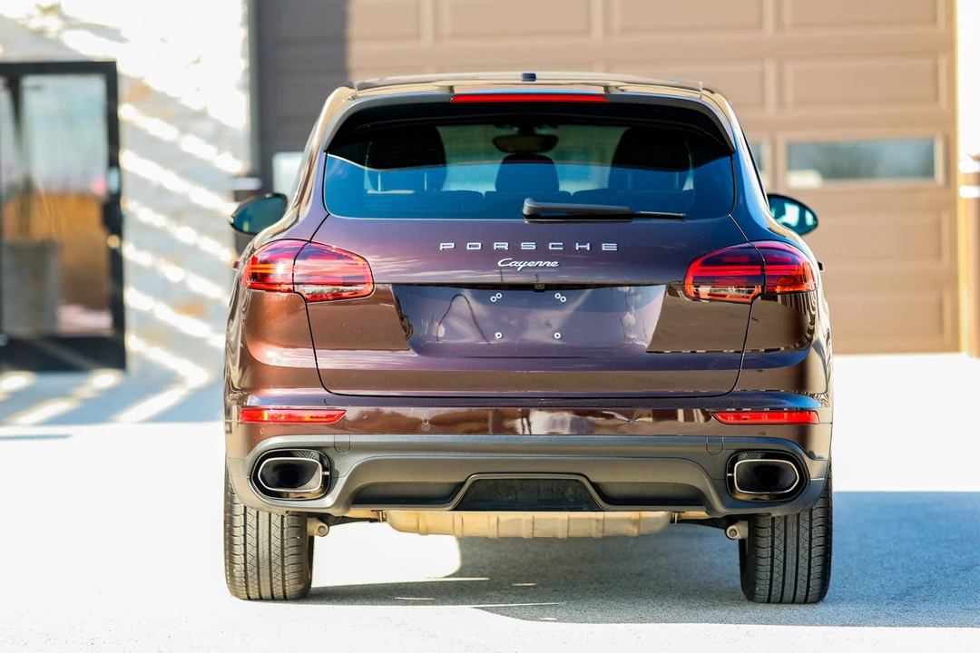 2016 Porsche 958 Cayenne - Image 11 of 31