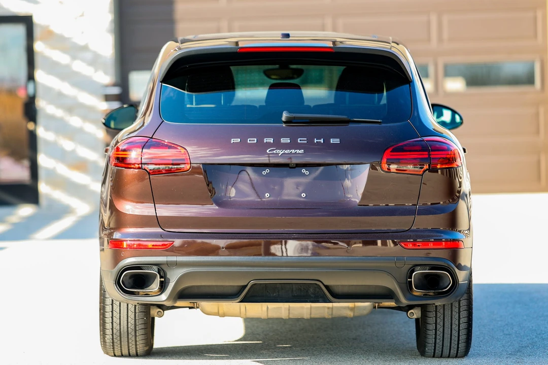 2016 Porsche 958 Cayenne - Image 10 of 31